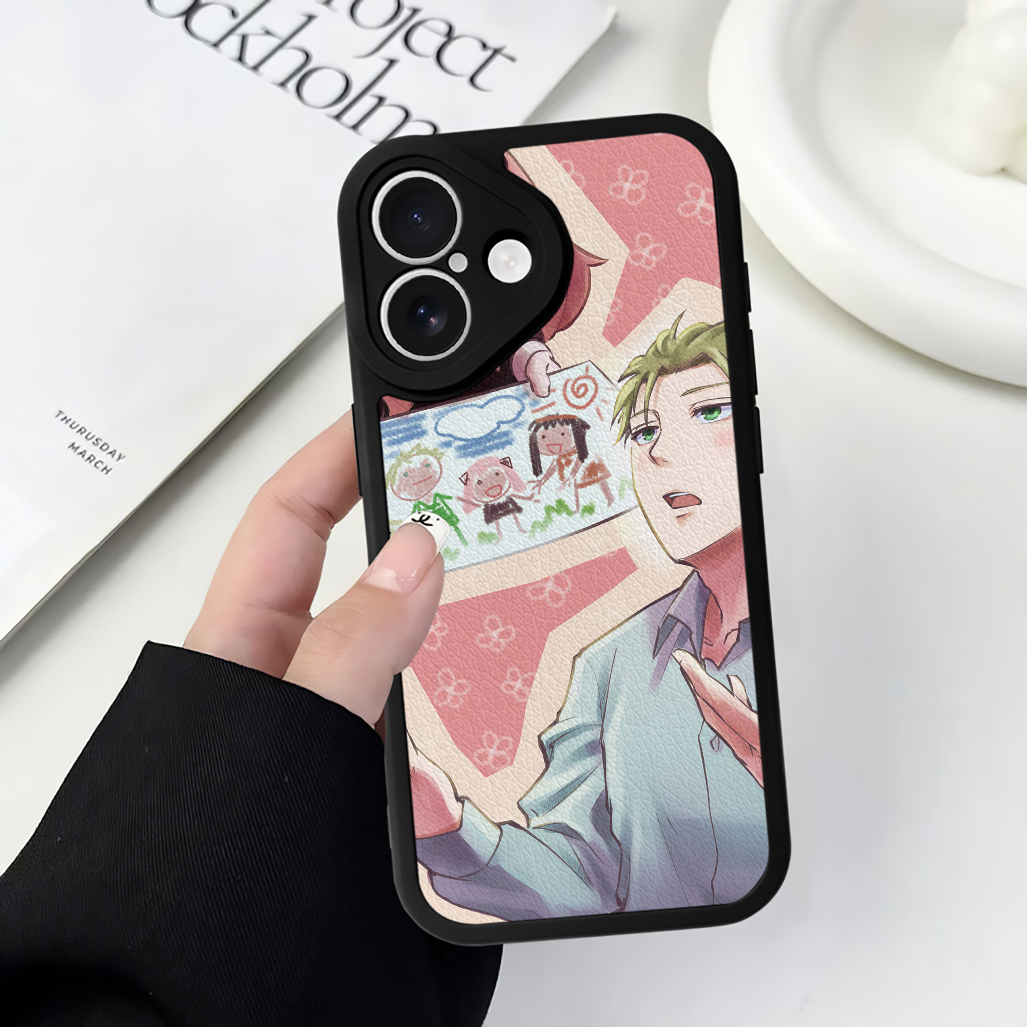（画像用） SPY×FAMILY间谍家家酒 【iPhone 16シリーズ対応】シリコンスマホケース（レザー調） 材質：シリコン